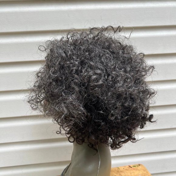 Nwot quick weave curly grey 2 tone wig main image 5